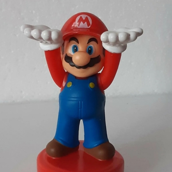 4 Mario Bros Mcdonald  Figure #5  Power Up Block Toy 2018, 2014 Nintendo #323, 2 - Picture 3 of 8